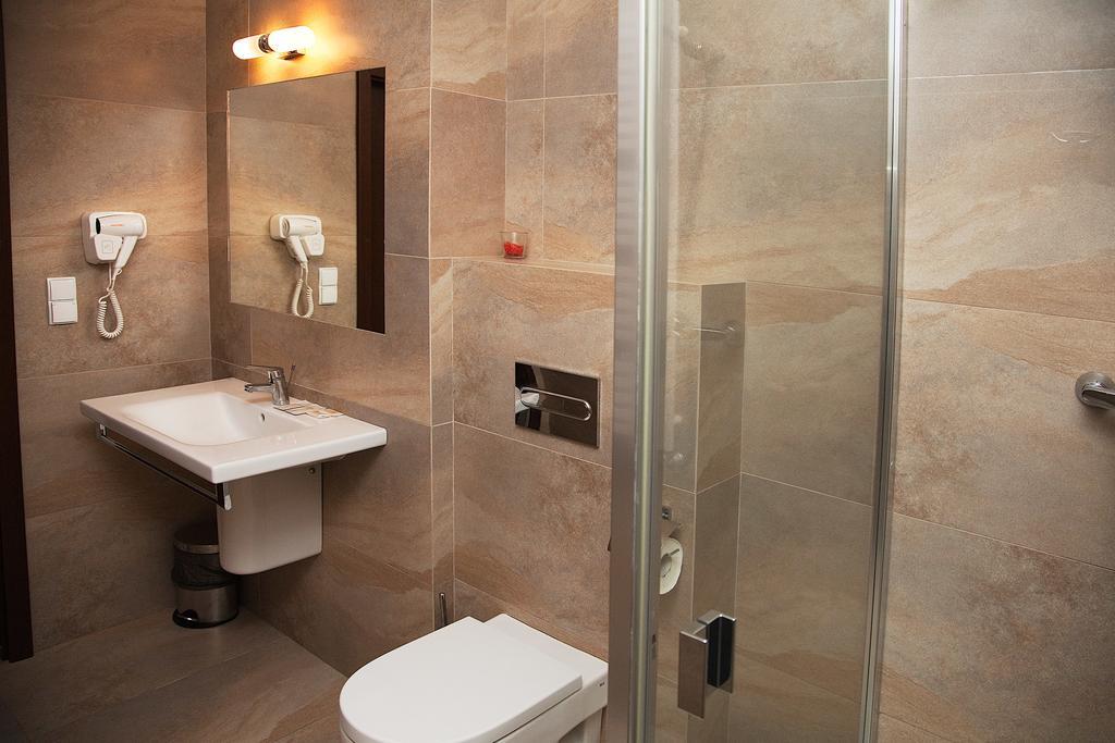 Hotel Biesiada Bogucin  Bilik gambar