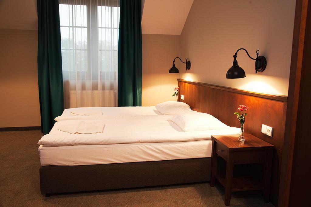 Hotel Biesiada Bogucin  Luaran gambar